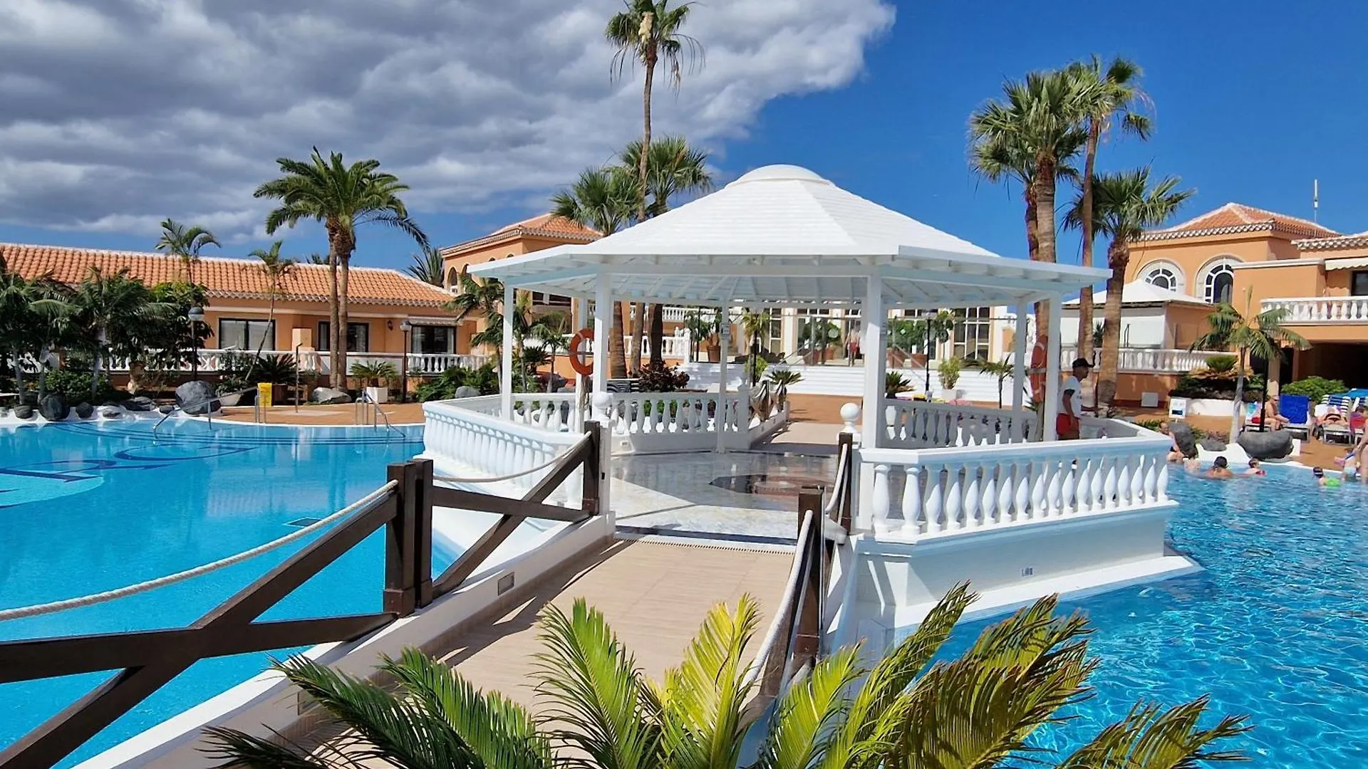 Apartment Exklusives Attic Mit Atemberaubendem Meerblick Playa de las Americas  Spain